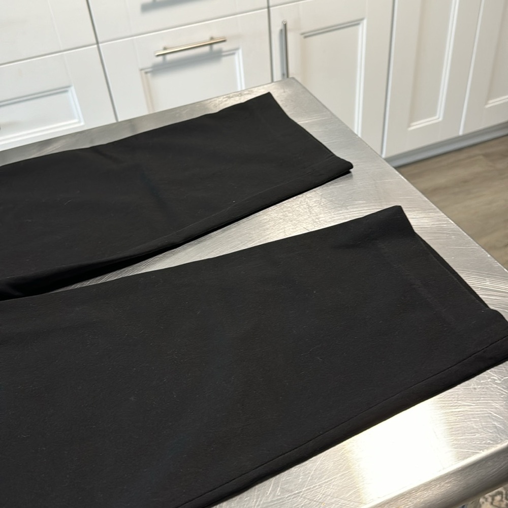 Chaps Cropped Slacks - Picture 4 of 12